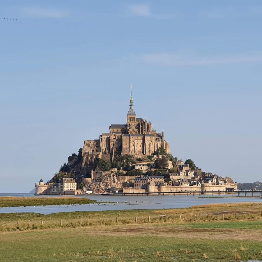 L'Abrincat'Studio, Centre Entre Donjon Et Vue Mont Авранш Екстер'єр фото